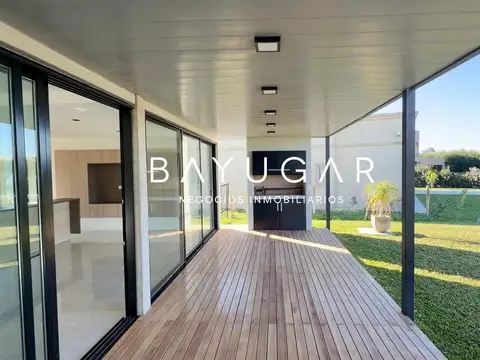 Casa en Alquiler en Haras Santa Maria, USD 1.500