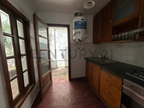 CASA INTERNA EN LOTE PROPIO - LA PLATA