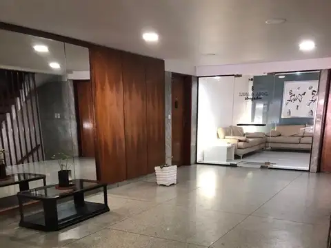 depto tres amb. (convertido en oficina administrativa )