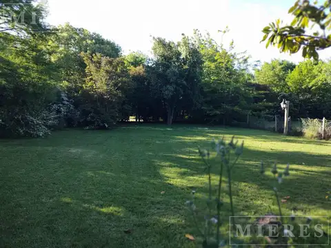 Lote de 832m² en venta en Boulevares