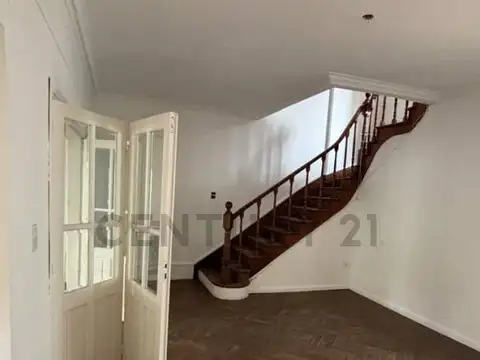 Venta PH tipo Casa 5 amb Vicente Lopez con terraza y patio