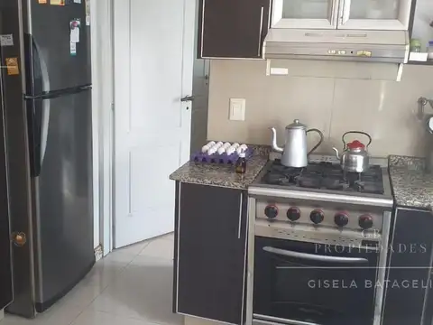 Casa 4 ambientes con 4 baños
