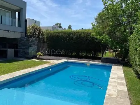 VENTA casa en Los Sauces, Nordelta. .