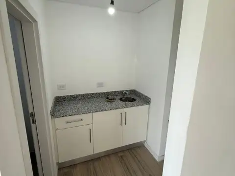 Oficina en Alquiler en Canning, USD 650