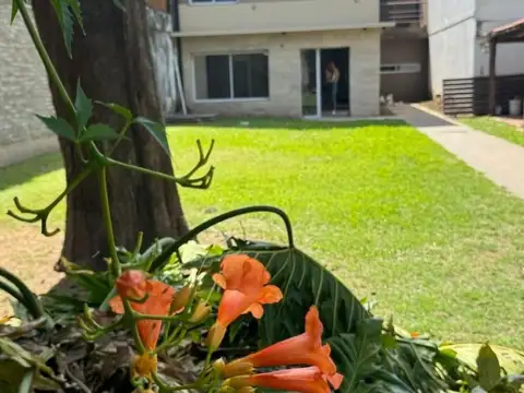 Casa nueva en Wilde 300 frente al Jockey