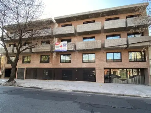 Cochera en Venta en Echesortu, Rosario