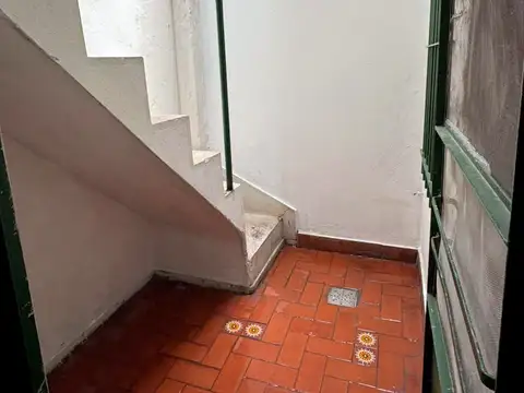 Depto Tipo Casa 2 ambientes con 1 baño
