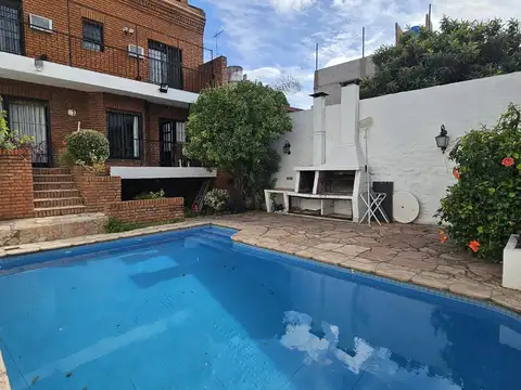 Casa en Venta en Flores, CABA