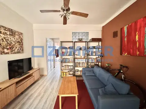 VENTA DEPARTAMENTO  2 AMBIENTES EN PARQUE CHACABUCO | PRIMER PISO POR ESCALERA