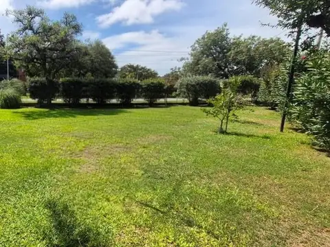En Venta Lote sobre Gobernador Oroño Pueblo Esther
