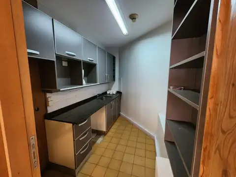 Oficina en Venta en Retiro, USD 900.000