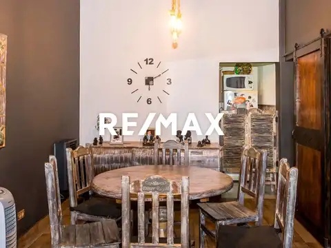 Casa en Venta con 1 cochera