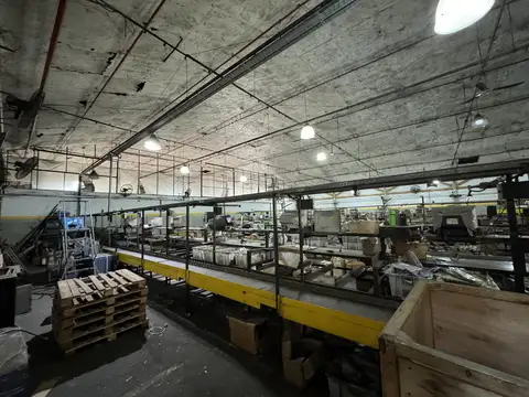 Depósito en Alquiler - Mixtura 3 - Barracas