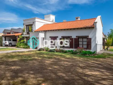Casa en Venta de 5 dormitorios