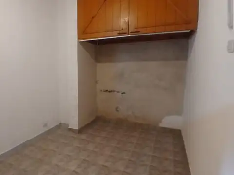 Depto Tipo Casa en Alquiler en Villa Maipú, $ 650.000