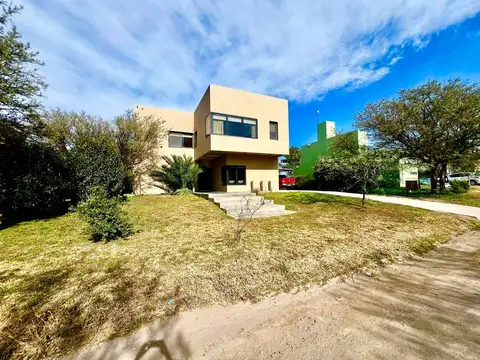 Casa en Venta en Valle del Golf, USD 290.000