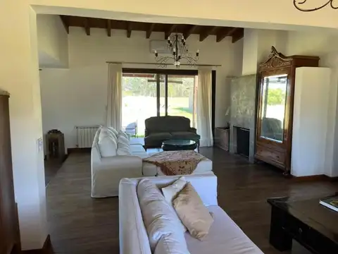 Casa en Venta de 7 dormitorios