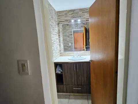 ALQUILER CASA QUINTA DE 4 HABITACIONES - PLOTTIER