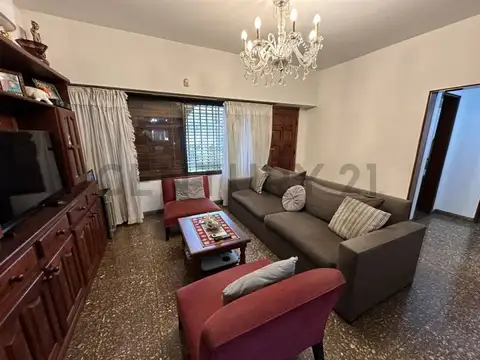 Cangallo 5000, Piso 0