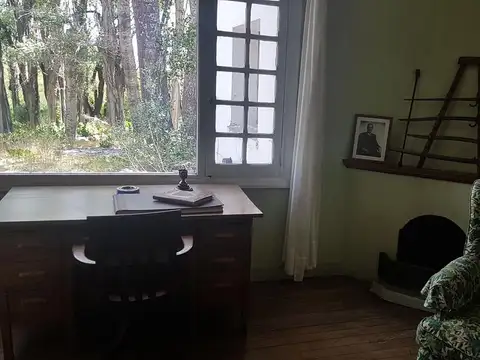 Reconocido Establecimiento Agropecuario en Patagonia, en producción, sobre asfalto, cerca de Esquel, lanares y vacunos, a solo 120 km de aeropuerto