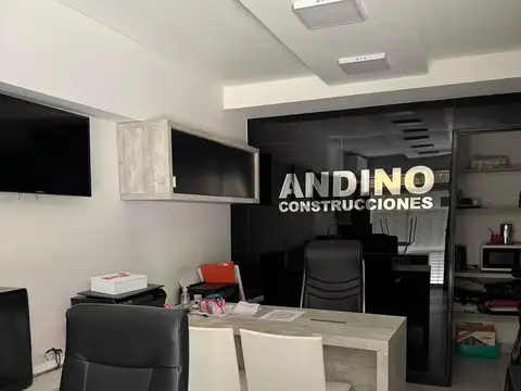 Local en  Dorrego al 100