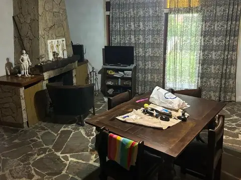 Casa en Venta en Lujan, USD 180.000