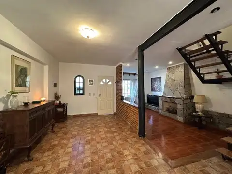 Casa en Venta en Don Torcuato, USD 128.000