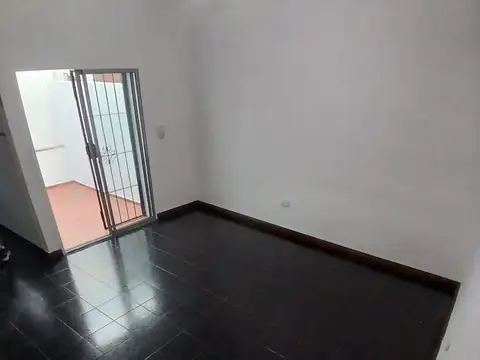 VENTA PH 2 AMBIENTES  RENOV - VILLA LURO BAJAS EXP