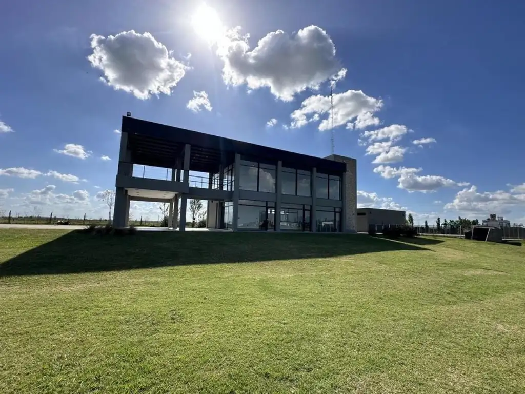 Haras De Funes Club De Campo, Funes, Santa Fe,