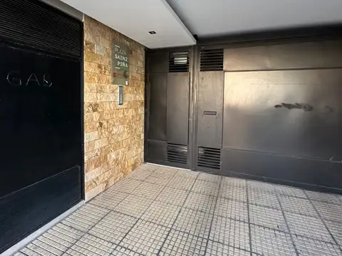 Roque Sáenz Peña 1400