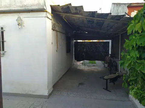 Casa en muy buena ubicación 