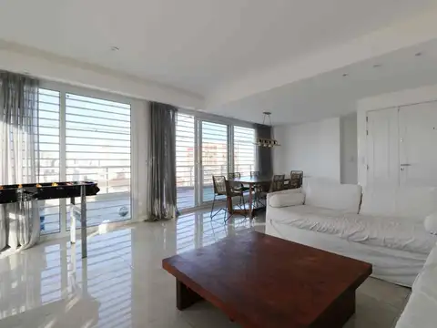 Departamento 4 ambientes con 2 baños