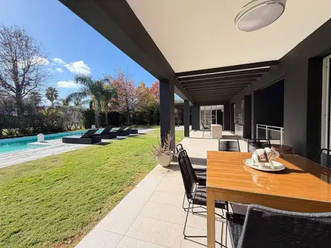 Casa en Alquiler A Estrenar