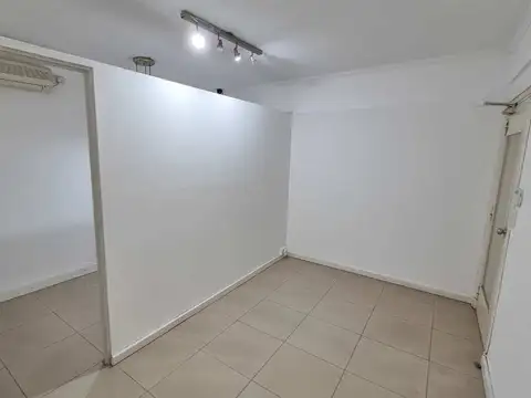 Oficina en Alquiler 40 años