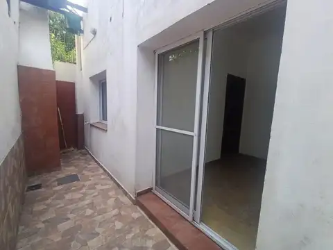 PH 2 AMB MUY AMPLIO SIN EXPENSAS CON PARRILLA