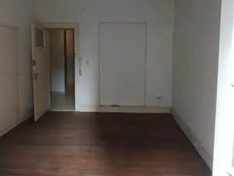 Av Gral Paz 108 , Piso 3