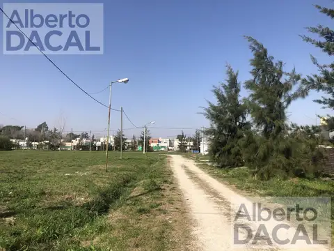 Terreno en Venta en Villa Elisa, USD 34.600