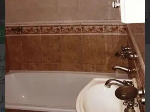 Depto Tipo Casa 3 ambientes con 1 baño