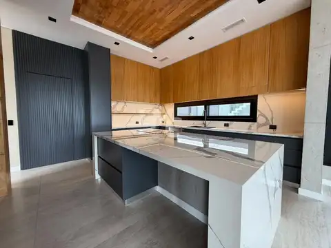 Casa en venta o alquiler en El Yacht, Nordelta