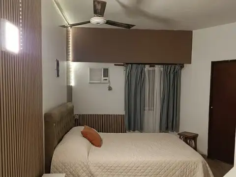 Casa 6 ambientes con 4 baños