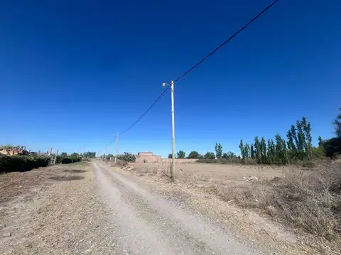 CALLE AMERICA ENTRE 6 Y 7 100