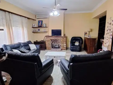 IMPORTANTE PROPIEDAD, IDEAL PARA EMPRENDIMIENTO COMERCIAL EN EL CENTRO DE DEL VISO