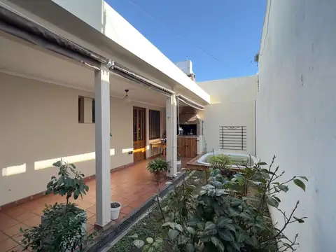 VENTA CASA 3 ANBIENTES QUILMES