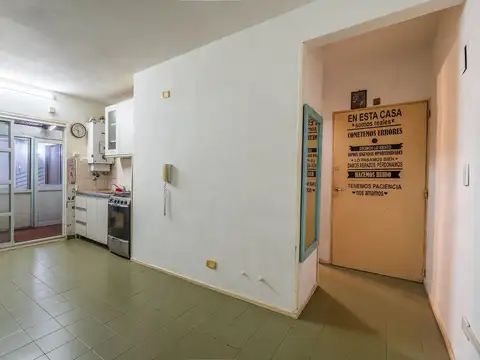 Venta depto 2 ambientes PB Patio Parque Patricios