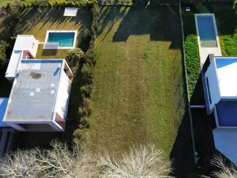 Terreno en Venta 20  mts Frente