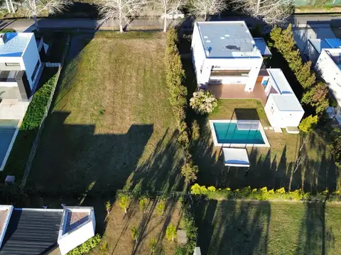 Lote Barrio privado de 840 m2, Lago y Amenities de primer nivel