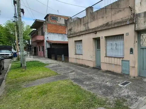 VENTA CASA 3 AMBIENTES A REFACCIONAR VILLA BONICH