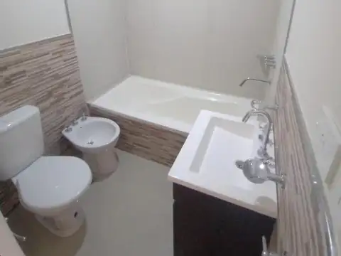 Departamento en Venta en Jose Leon Suarez, USD 63.000