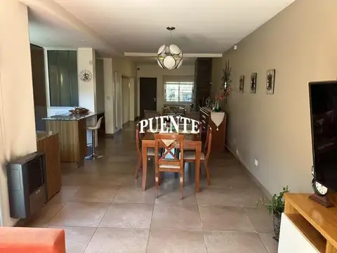 Casa en Venta en Lomas de Zamora, USD 360.000