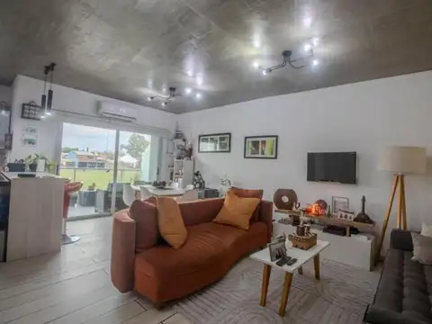 Departamento en Venta con 2 cocheras